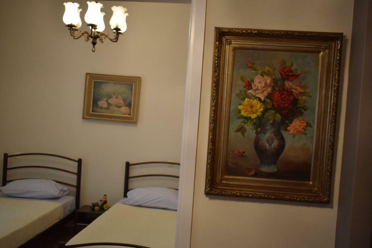 George Apartment Athens Exterior photo